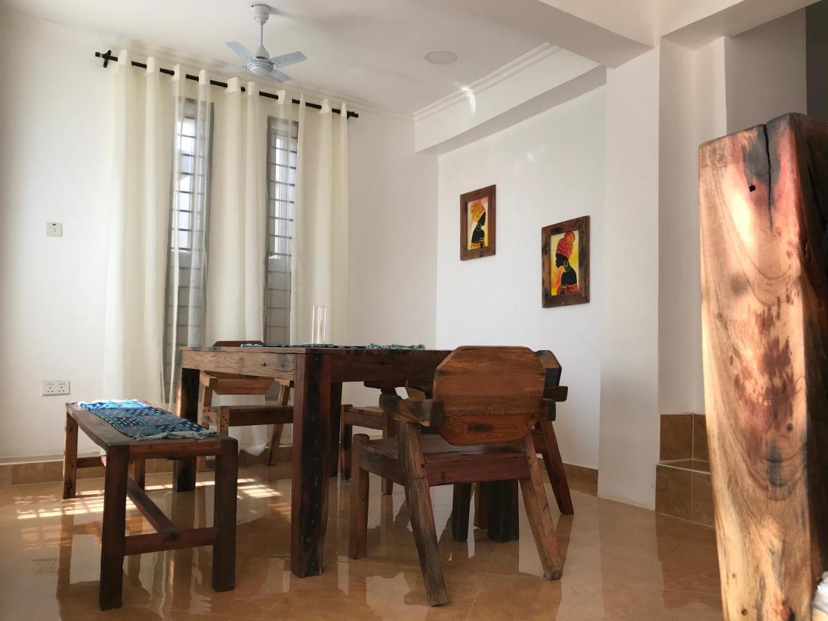 Vick Boutique Hotel With New Power Backup Нунгви Экстерьер фото