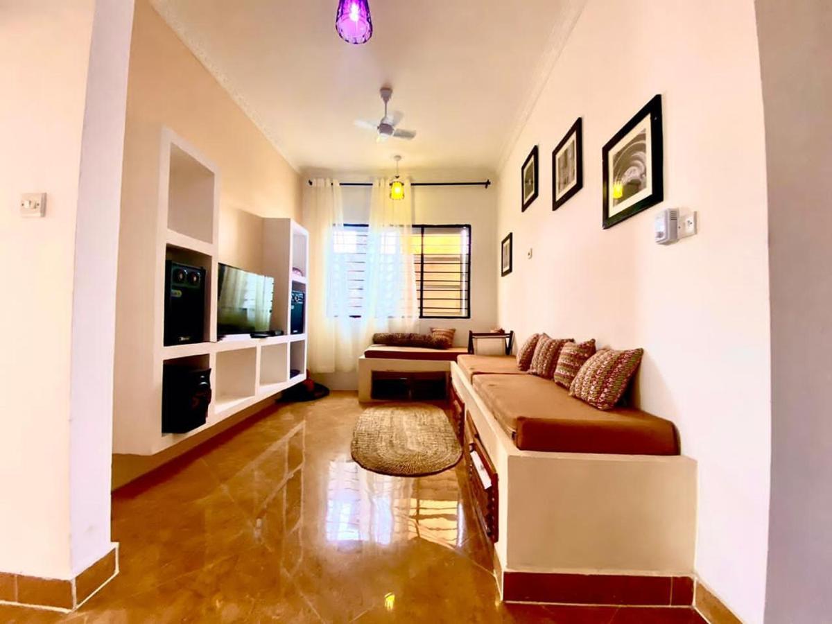 Vick Boutique Hotel With New Power Backup Нунгви Экстерьер фото