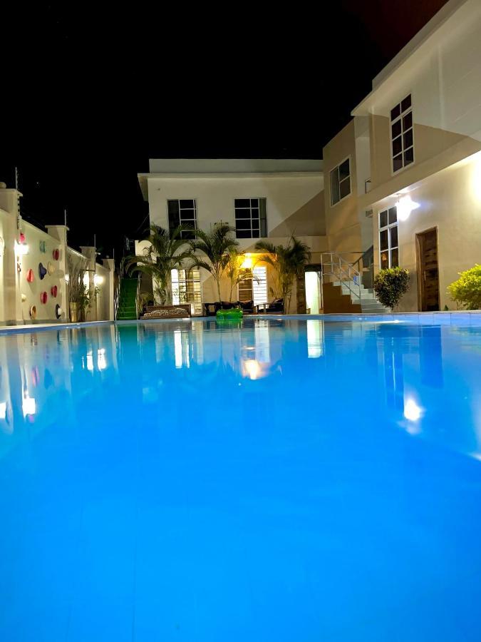 Vick Boutique Hotel With New Power Backup Нунгви Экстерьер фото
