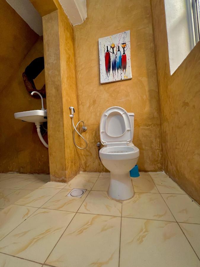 Vick Boutique Hotel With New Power Backup Нунгви Экстерьер фото