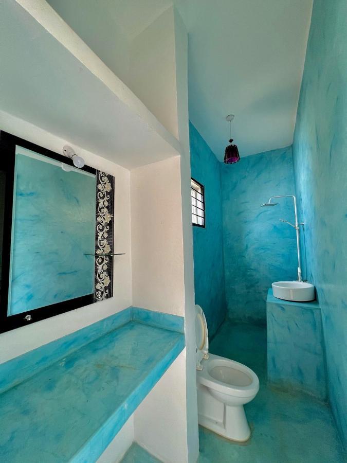 Vick Boutique Hotel With New Power Backup Нунгви Экстерьер фото
