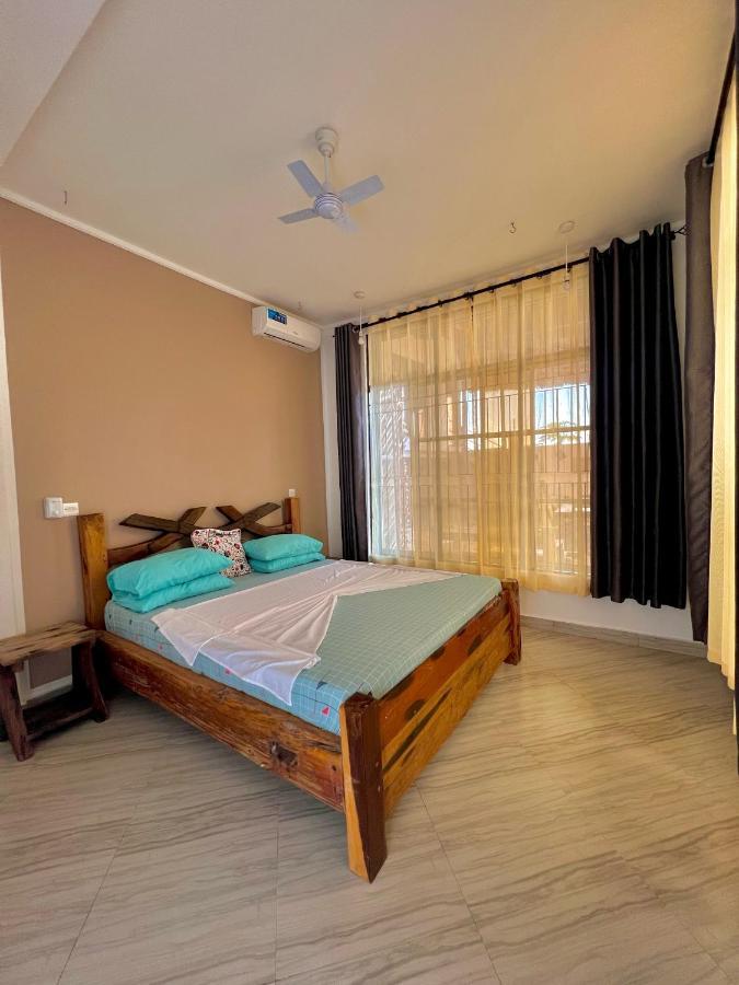 Vick Boutique Hotel With New Power Backup Нунгви Экстерьер фото